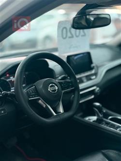 نیسان ئەلتیما